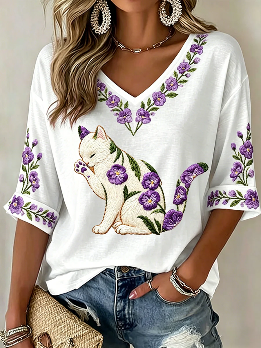Women's Cat Floral Print Casual T-shirt - Image 2