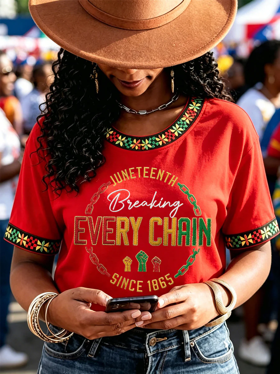 Women's Juneteenth Breaking Every Chain Since 1865 Print Casual Tee - Image 2