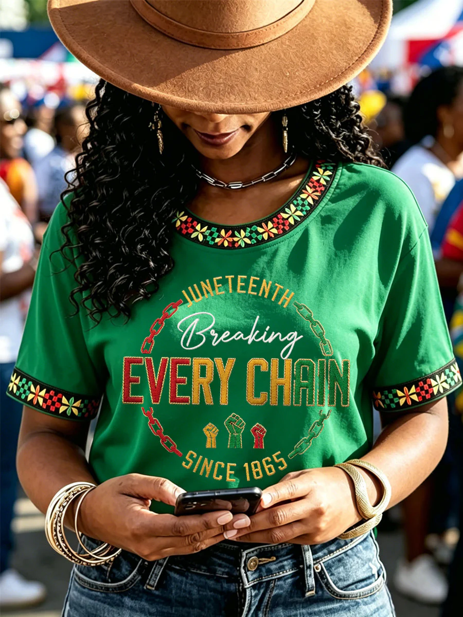 Women's Juneteenth Breaking Every Chain Since 1865 Print Casual Tee - Image 3