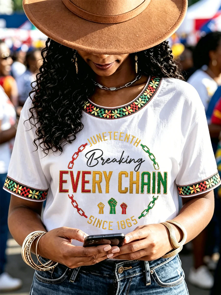 Women's Juneteenth Breaking Every Chain Since 1865 Print Casual Tee - Image 4